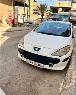 بيجو 307